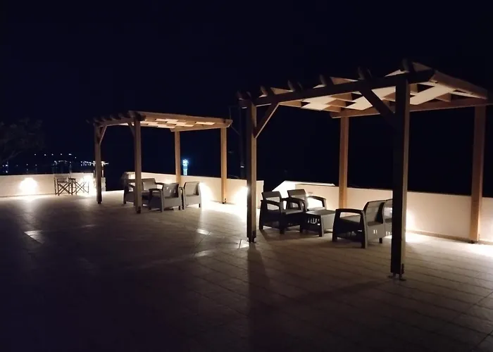 Astradeni Luxury Apartments Vootis